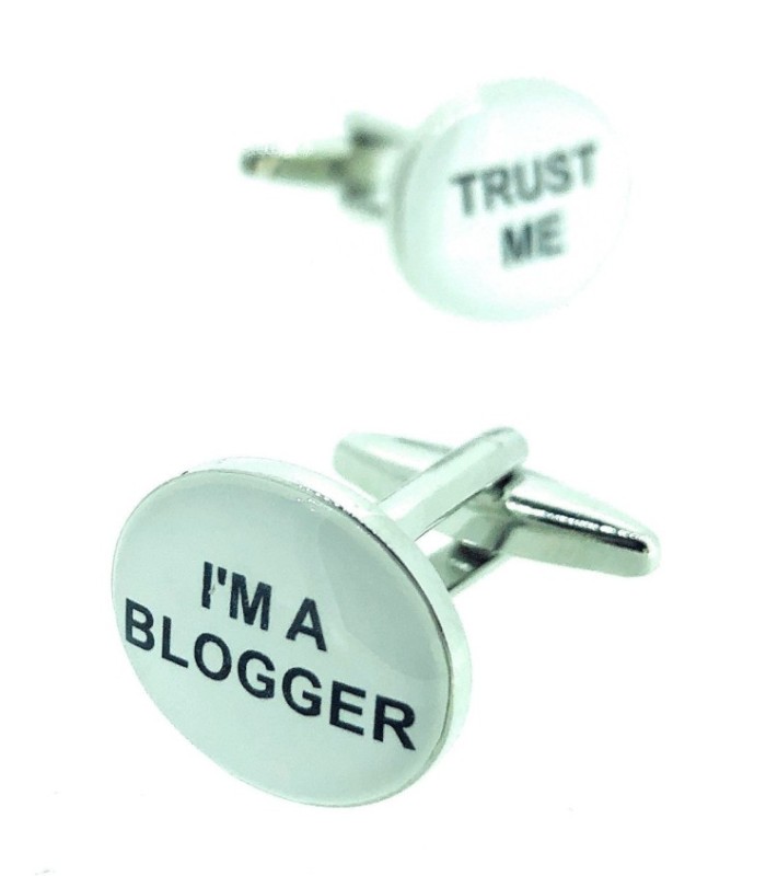 Gemelos para Camisa Trust Me I´m a Blogger