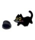 Pin de Solapa Gato Negro con Cuchillo 18mm