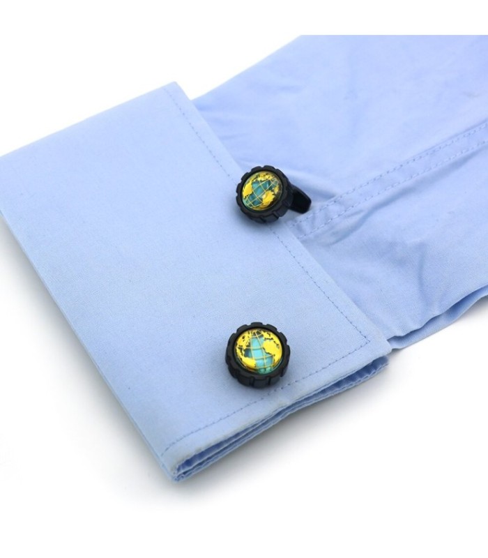 Gemelos de camisa del mapa del mundo en dorado y fondo azul nacarado - 17mm