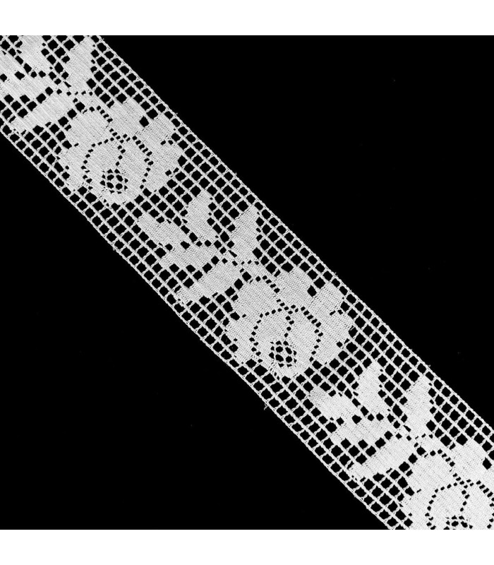 Entredos de Hilo Blanco 7,3 cm. Rosas