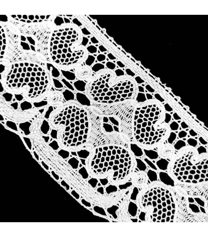 Puntilla de Hilo Blanco. 8,5 cm