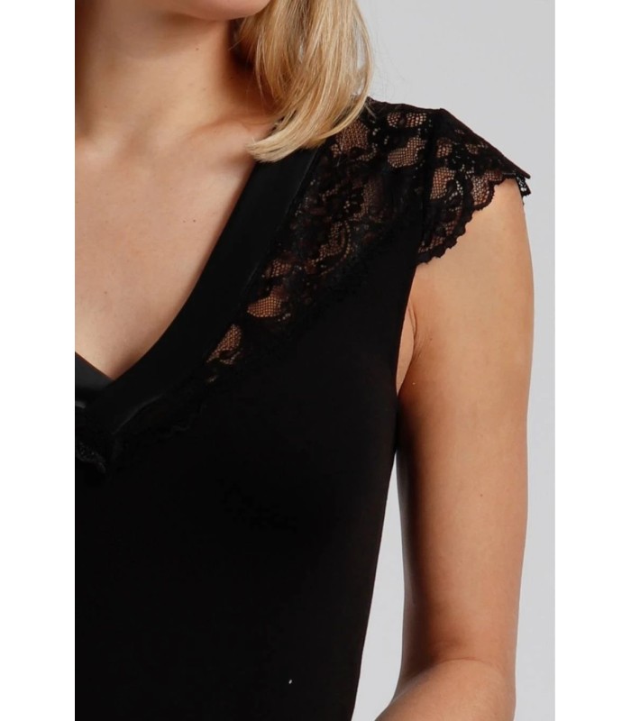 Camiseta Manga Corta Negra Puntilla Raso 43489 Admas