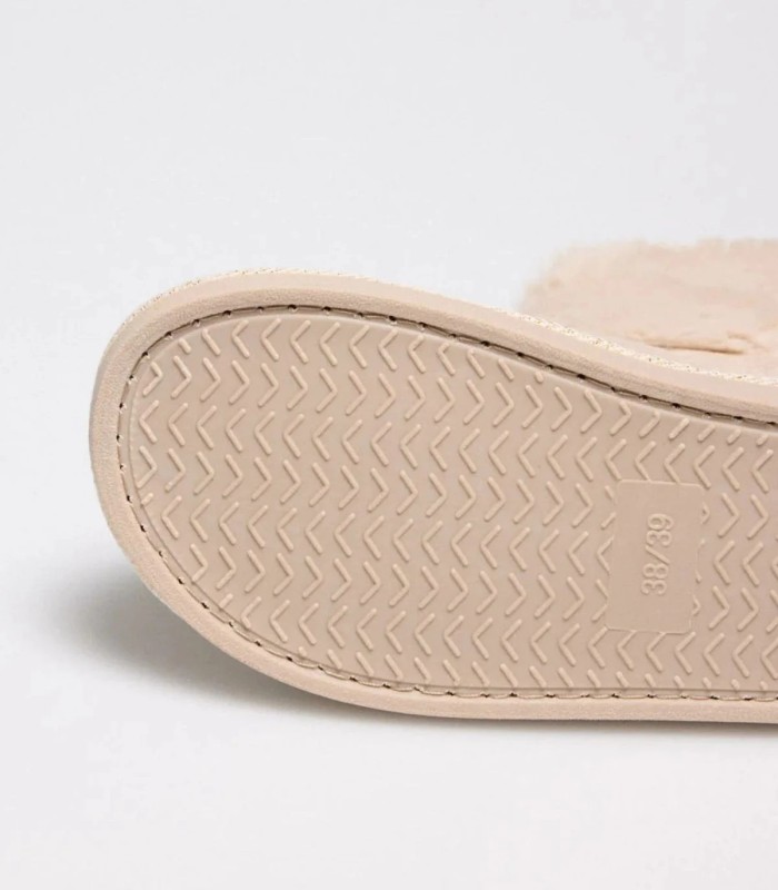 Botas de Casa Beige Ysabel Mora